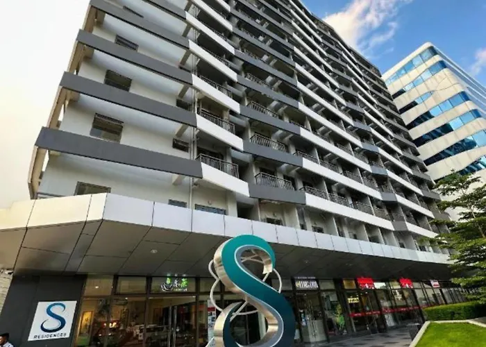 Asfranz L Wi-fi & Netflix I S Res B1208 Manila
